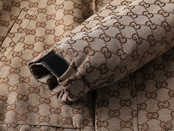 ブランドジャケット着用イメージ